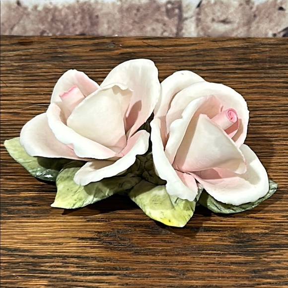 Other - Vintage Golden Crown porcelain rose made in Italy
